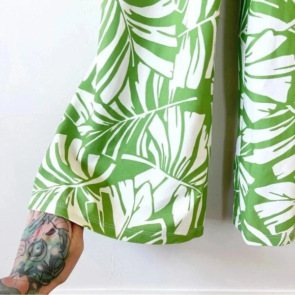 Coastal Girls Co Palm Beach Boutique Private Label Palm Wide Leg Jumpsuit Size M - Picture 4 of 7